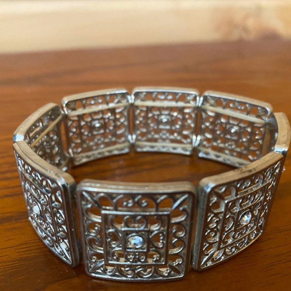 Vintage Stretch Bracelet 5/$25